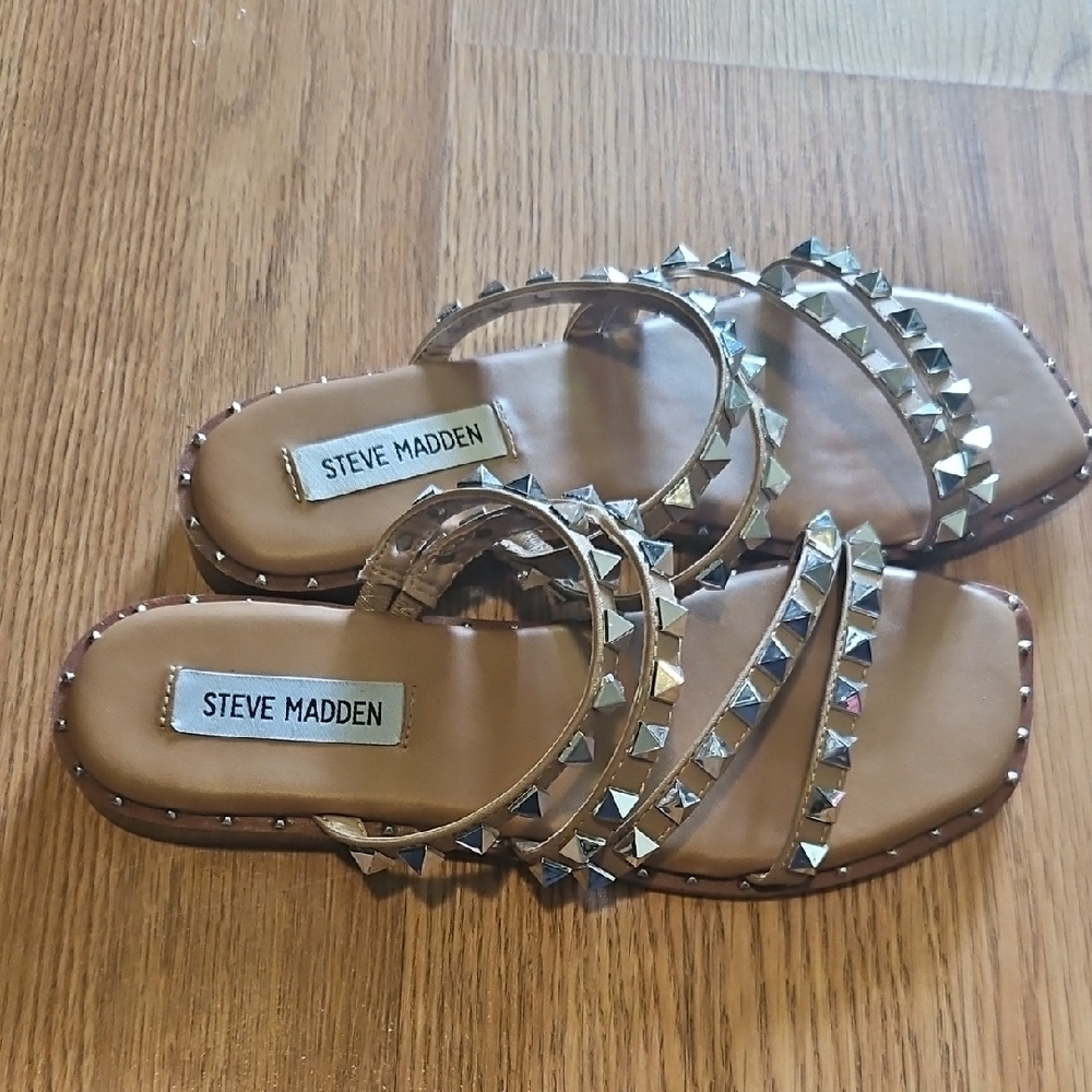 Steve Madden Tan Studded Sandals